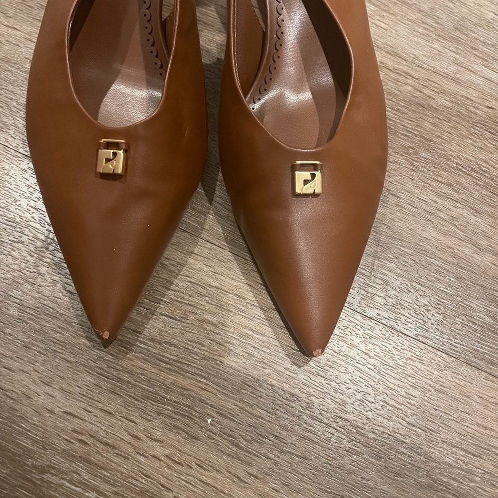 Chic Tan Leather Women's Heels